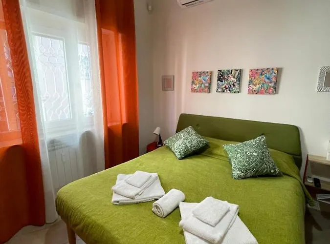 Trastevere & Gianicolo Sweet Rest Гостевой дом Рим